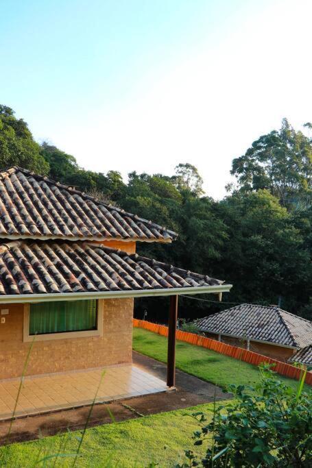 Recanto Dos Beija Flores, Chale Lantana B Monte Alegre do Sul Dış mekan fotoğraf