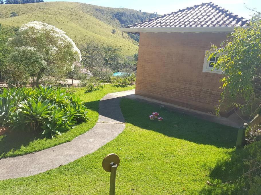 Recanto Dos Beija Flores, Chale Lantana B Monte Alegre do Sul Dış mekan fotoğraf
